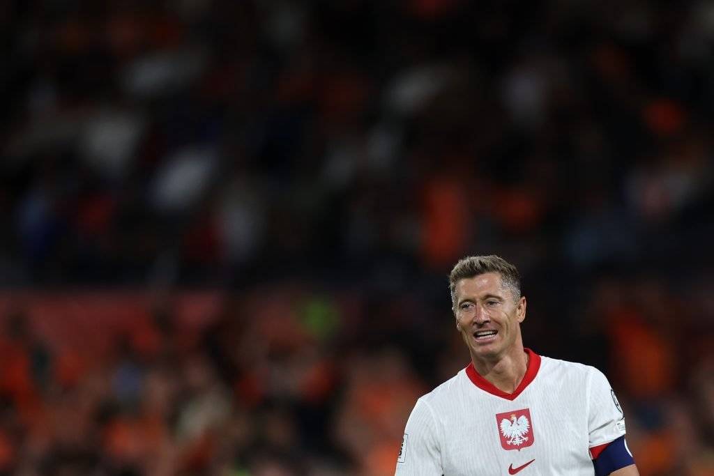 莱万多夫斯基重返赛场，战术调整首场状态出色，DWG观众沸腾！上演精彩一战的简单介绍乐鱼