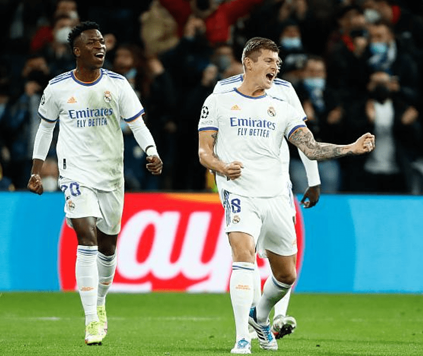 关于法甲赛程吃紧，阿贾克斯今晨止住颓势，悬念犹存，医务组通报恢复的信息乐鱼