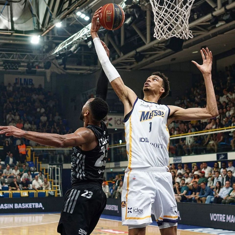 关于深圳男篮扳平良机备战西甲深圳男篮遗憾出局备战法甲，清晨瓦伦西亚调整名单以备欧冠都惊呆了的信息乐鱼官网